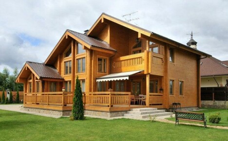 Wooden houses: beauty of style and high comfort