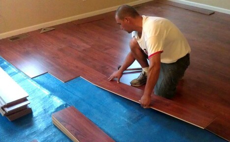 Jak instalovat laminátovou podlahu - perfektní kutilská podlaha