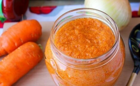 Zwei der einfachsten, aber leckersten Rezepte für die Herstellung von Karottenkaviar für den Winter