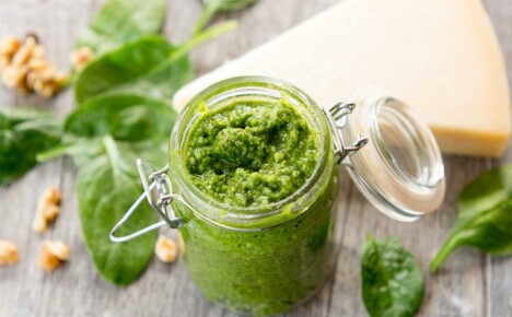 How to Make Mouth-watering Green Sauce Imitating Great Chefs