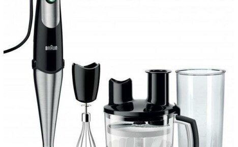 The second hand of the hostess is a TM Braun blender from China