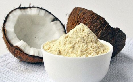 Kokosová múka ako alternatíva k pšenici: výhody, poškodenie a použitie