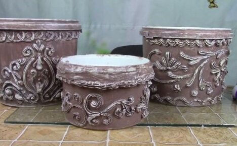 Antique pots from a plastic bucket - give a second life to unnecessary trash