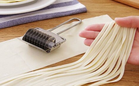 Опростява работата на готвач ролков нож от Китай