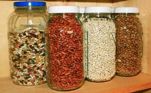 Several ways to store beans