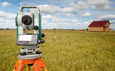 Land surveying: the basics and features of the