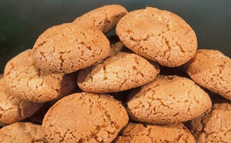 Escolhendo uma receita original para biscoitos de amêndoa