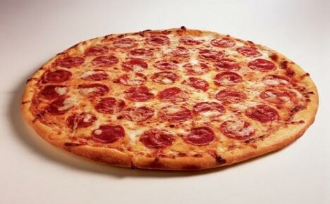Kaip pasigaminti klasikinę picą namuose