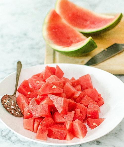 A small amount of watermelon will not harm