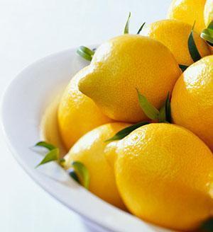 Zitrone hat eine Menge gesundheitlicher Vorteile