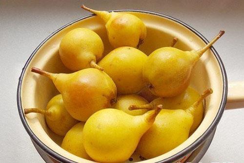 fragrant pears