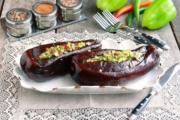 marinerad aubergine på armeniska