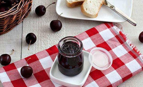 cherry jam for the winter
