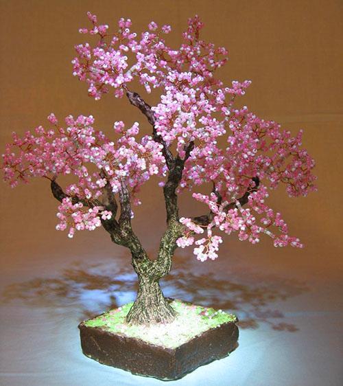 nuostabi bonsai karoliukas
