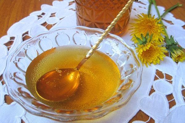 fragrant dandelion honey