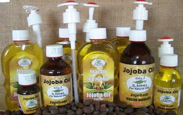 jojobový olej od rôznych výrobcov