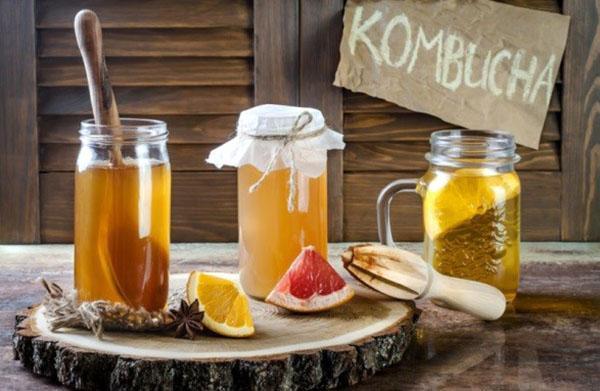 gesundes Kombucha-Getränk