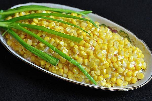 blagdanska salata od kukuruza