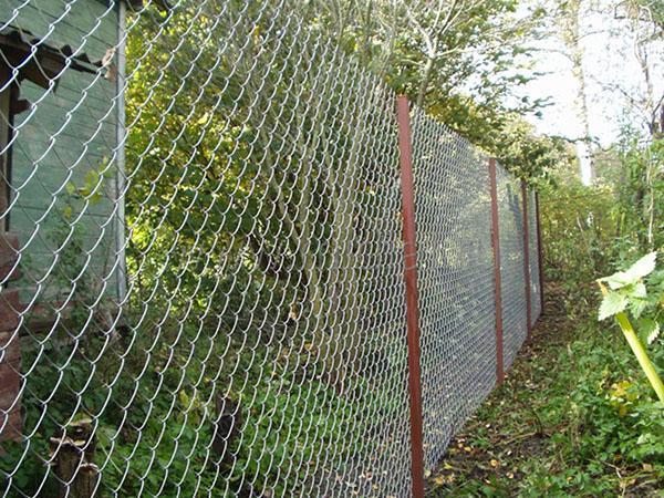 chain-link mesh tension fence