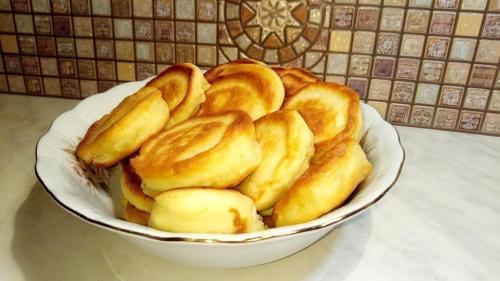 hoe je luchtige pannenkoeken kookt op kefir
