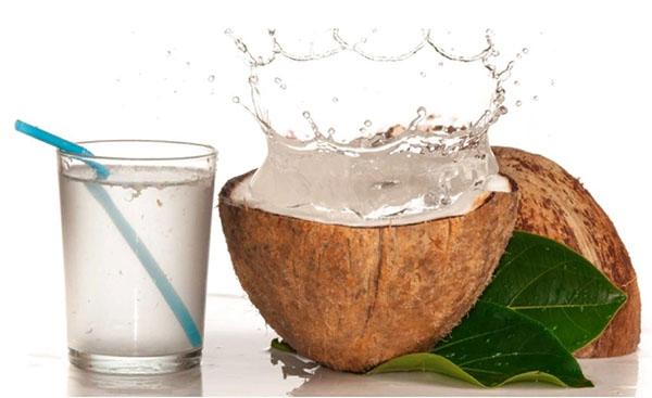 composição única de água de coco