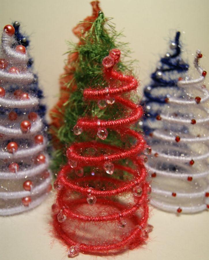 beautiful miniature Christmas trees with your own hands