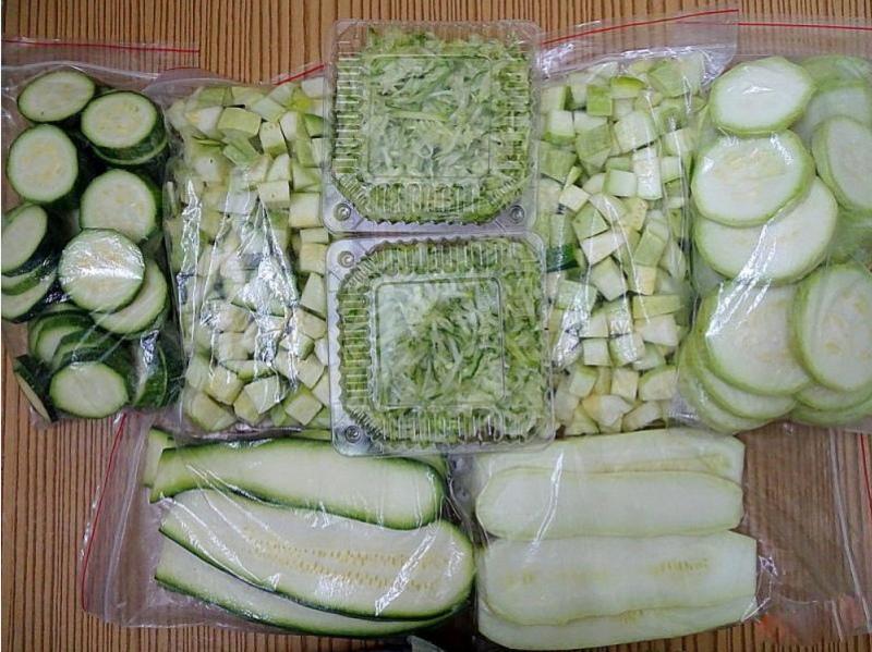 Gefrierende Zucchini für den Winter zu Hause