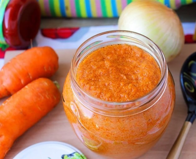 πώς να φτιάξετε χαβιάρι από καρότα για το χειμώνα